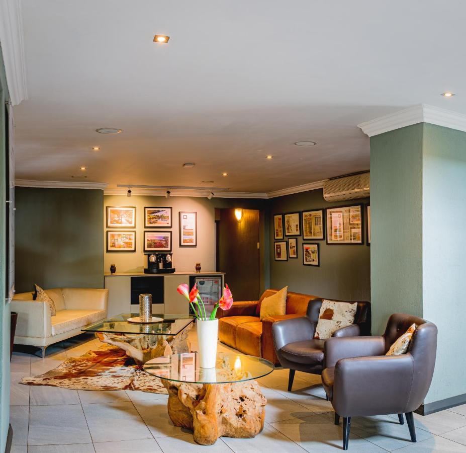 Menlyn Boutique Hotel Pretoria-Noord Extérieur photo The interior of the hotel
