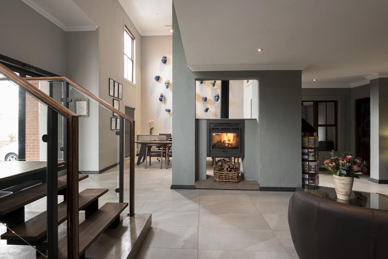 Menlyn Boutique Hotel Pretoria-Noord Extérieur photo Interior of the hotel